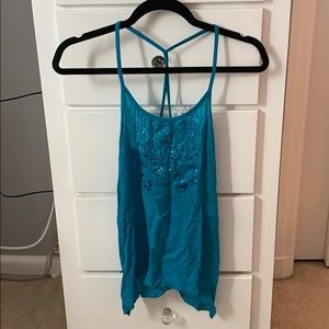 Sequenced tank top